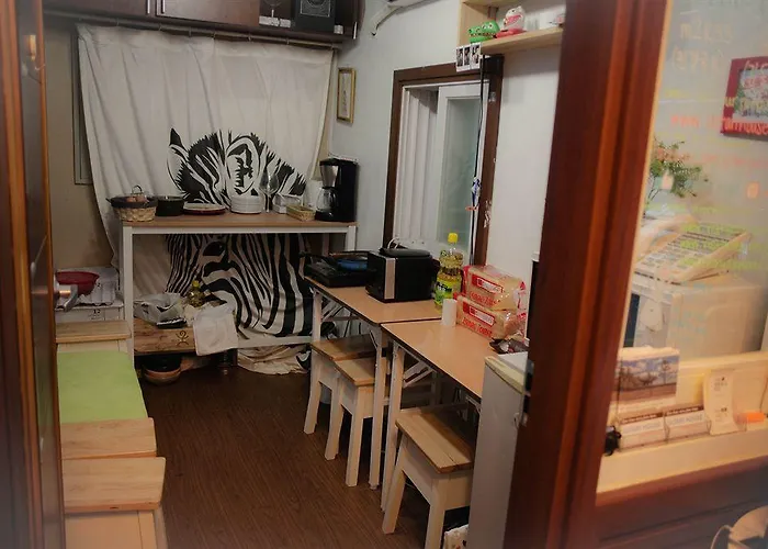 Sinchon Sisters Хостел