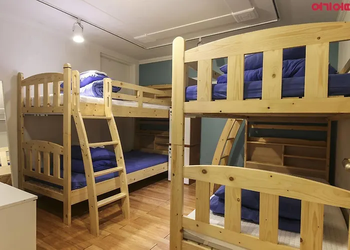 Хостел Sinchon Sisters Сеул